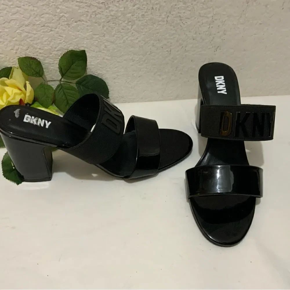 DKNY DELLA black heels double straps sandals size 10